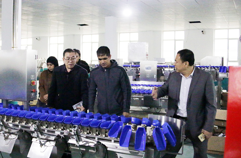 Bahraini customers visit our company